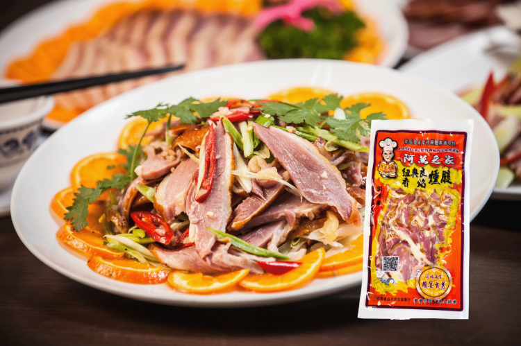 蔗燻紐奧良鴨腿切片